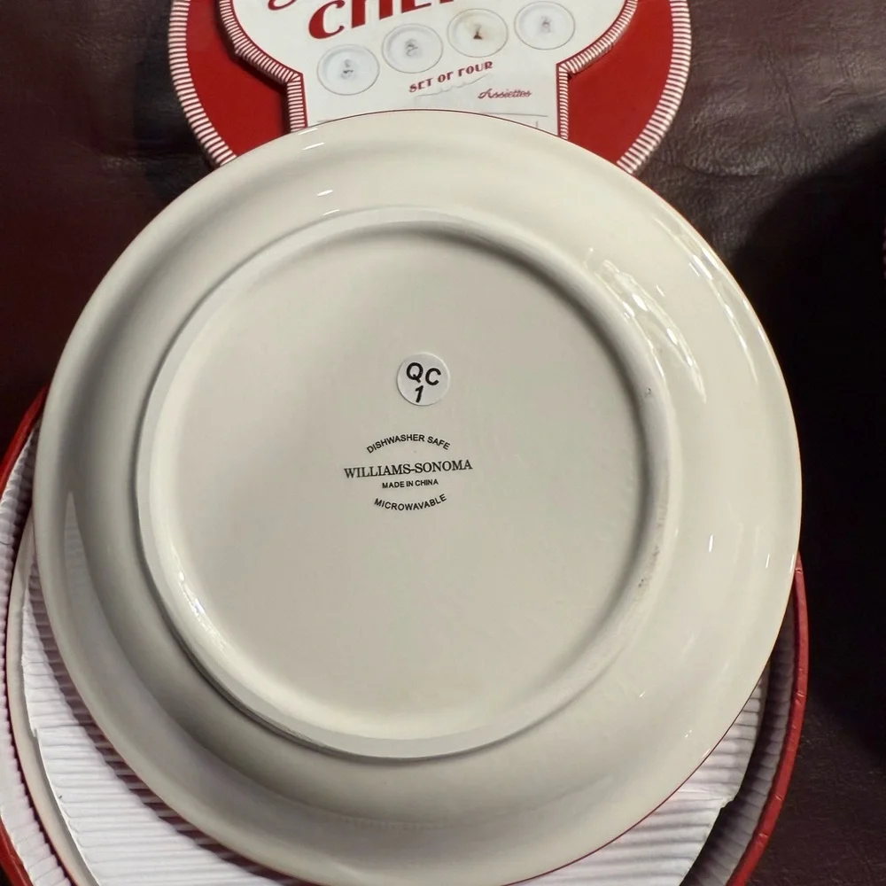 Williams-Sonoma Snowman chef mug set (4) and plate set NWT